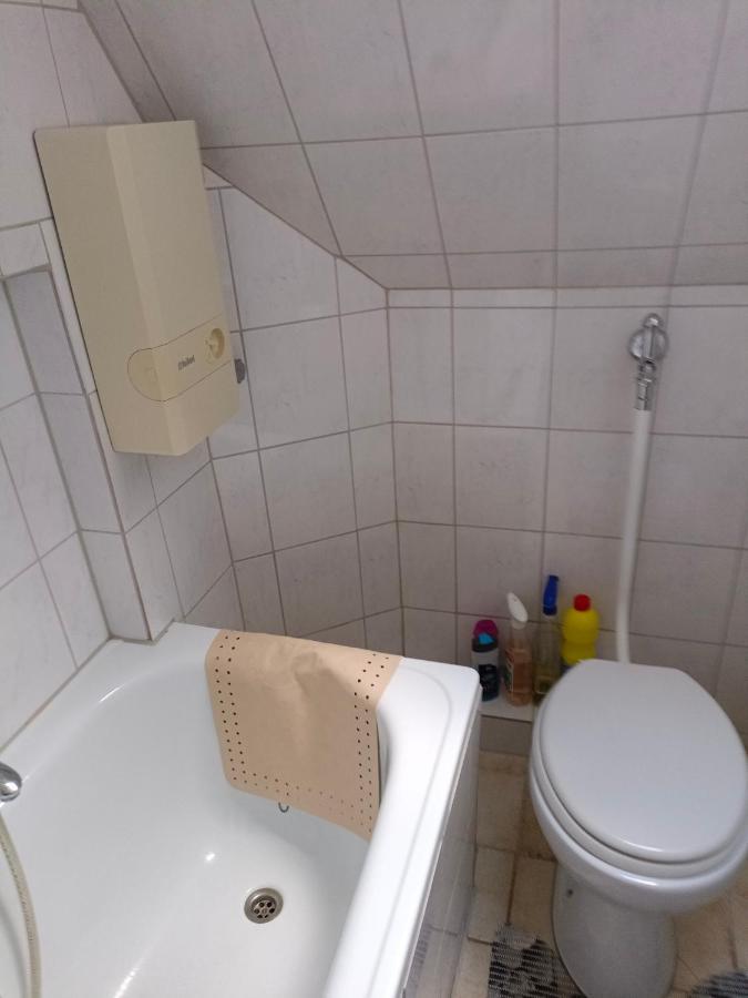 Nette Kuschelige Wohnung Bochum Bagian luar foto